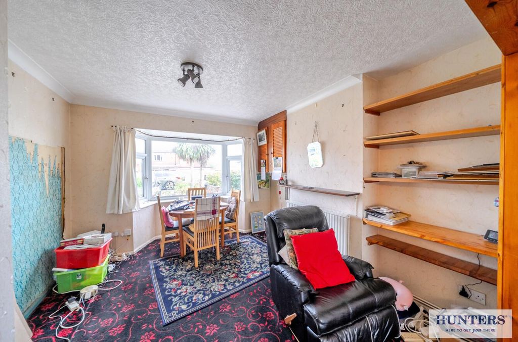 Property photo 3 of 23 45c4d99d-Ebcd-4F3E-88A9-728B44Cfce3d.Jpg