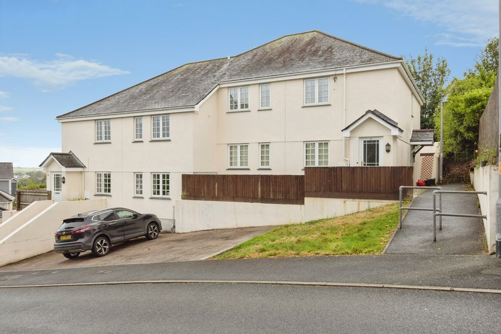 Property photo 1 of 20 Pbox-Img.Jpg