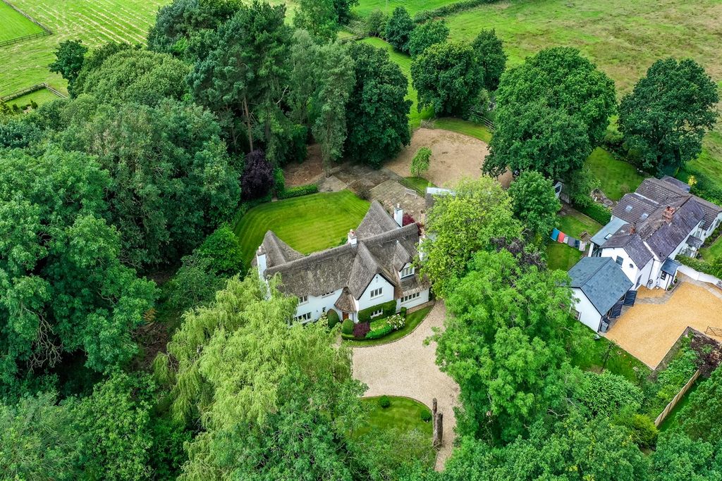 Property photo 1 of 24 Willowbrook