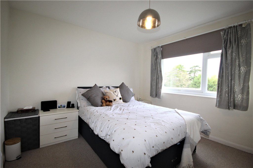 Property photo 3 of 8 Bedroom