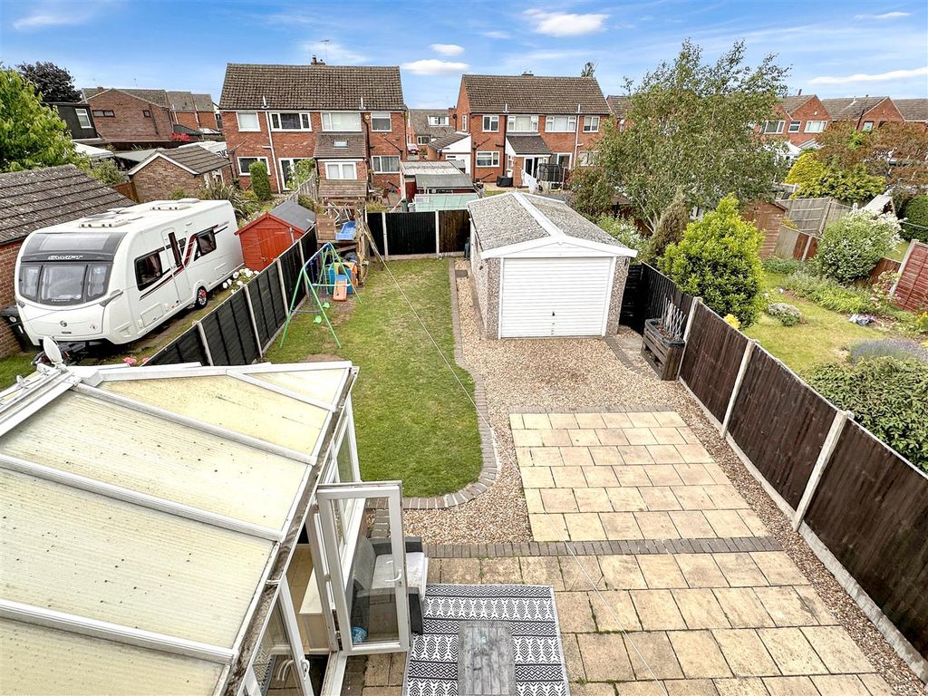 Property photo 3 of 16 Rear Garden Overview 681