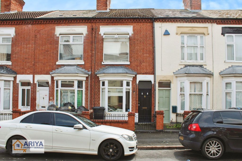 Property photo 1 of 12