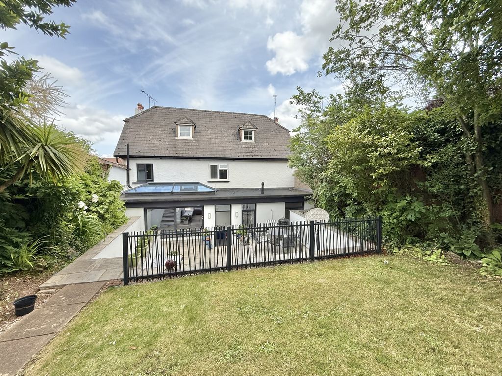 Property photo 2 of 34 Photo 36