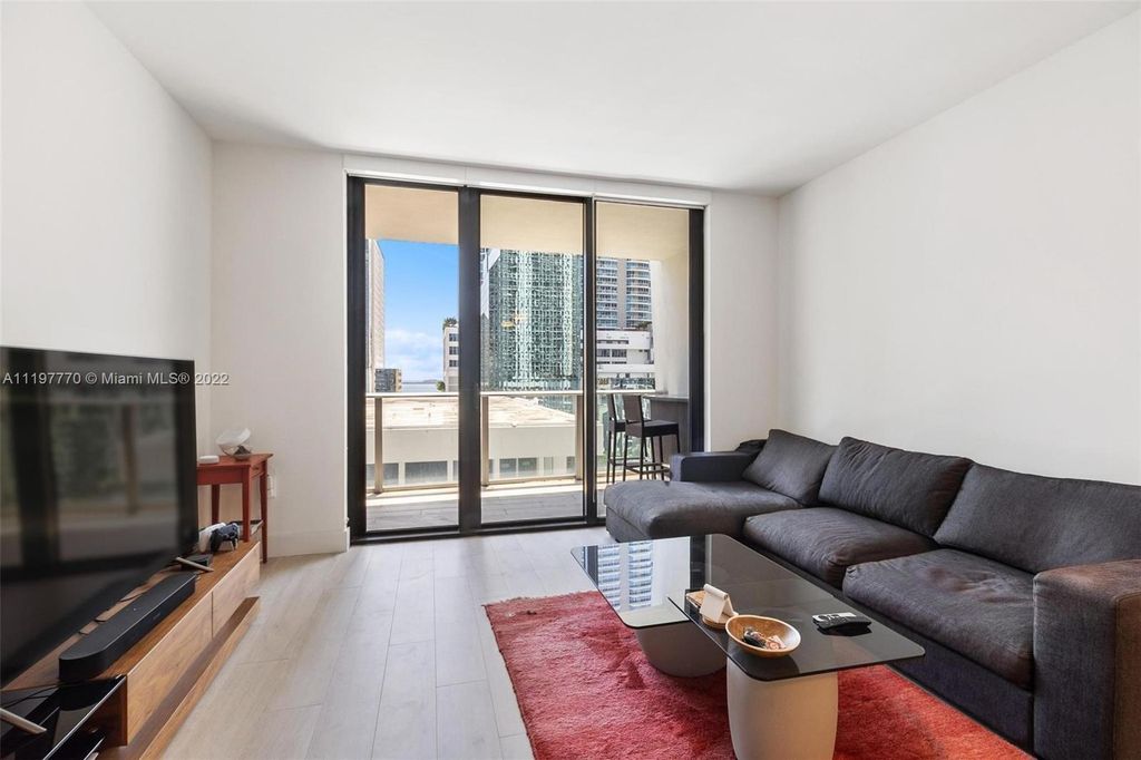 Property photo 3 of 24 <Alttext/>