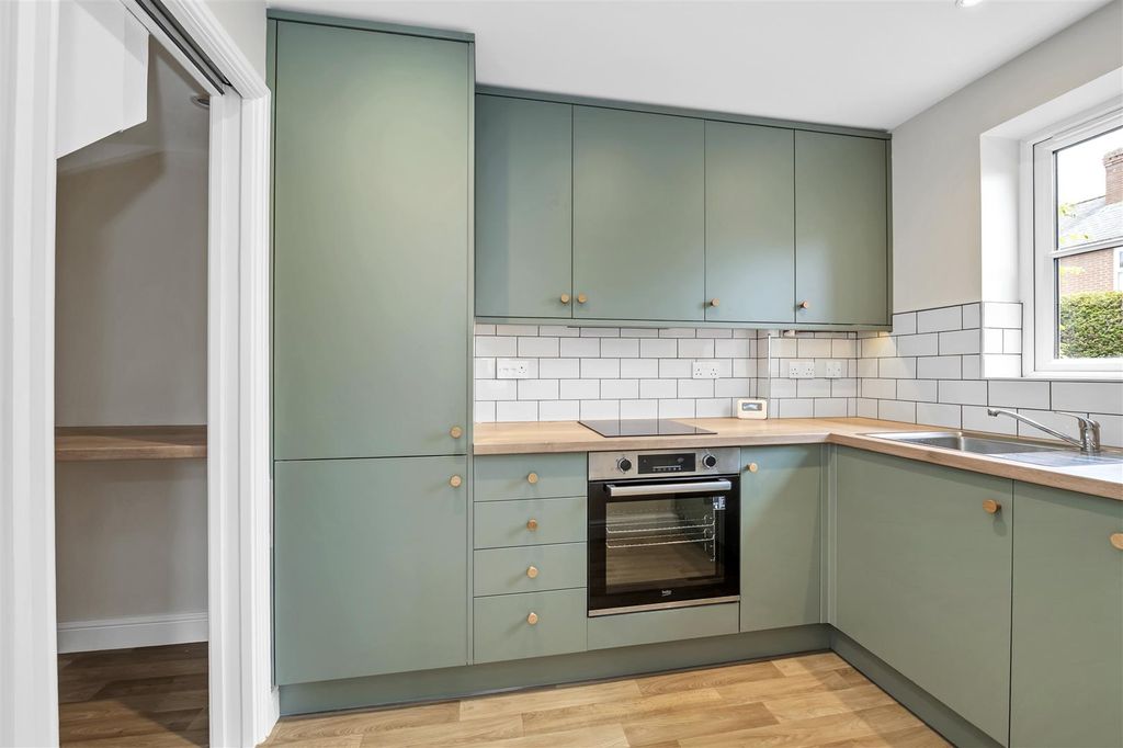 Property photo 3 of 12 Dcp_2359.Jpg