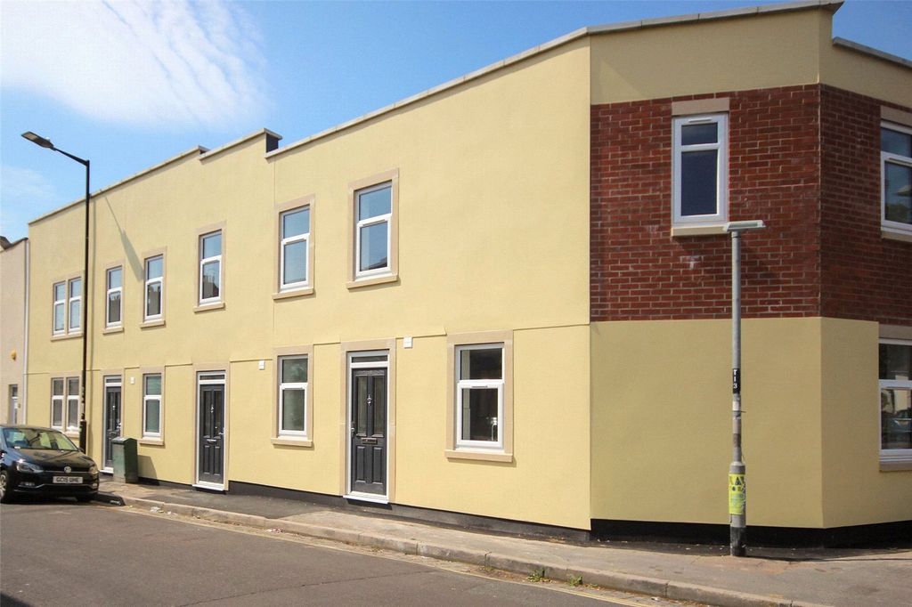 Property photo 1 of 15 Picture No. 02