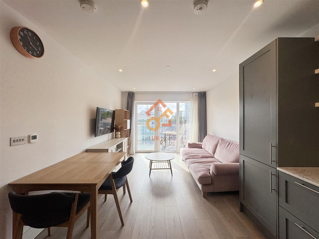 Property photo 2 of 38 ????_2025-12-12_162235_880.Jpg