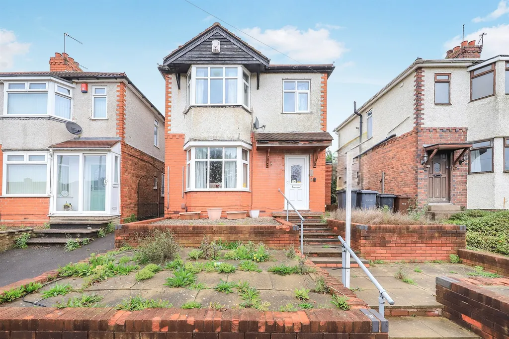 House in Wolverhampton, Old Heath - View 3