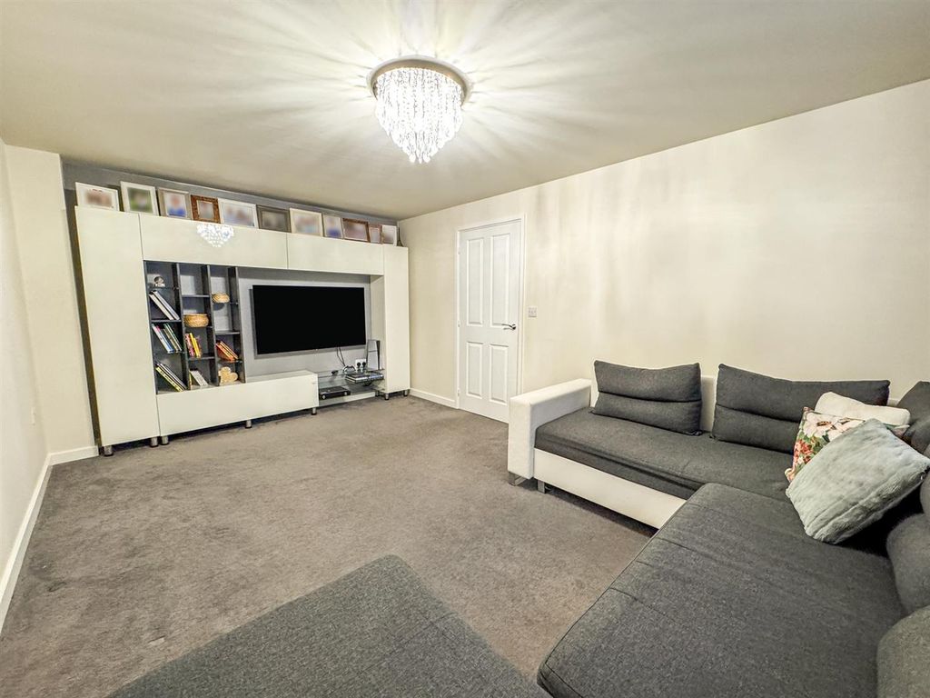 Property photo 2 of 36 Img_1352.Jpg