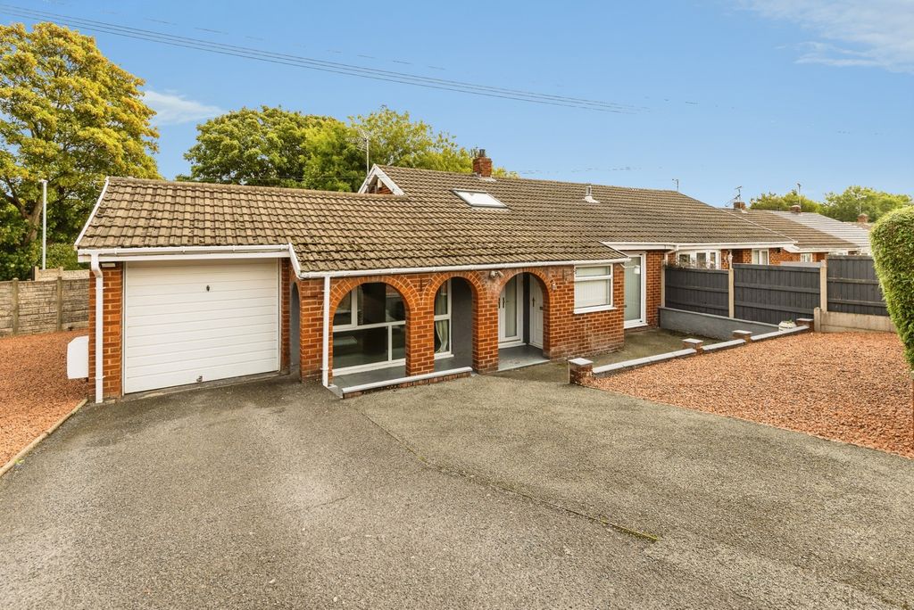 Property photo 1 of 16 Front