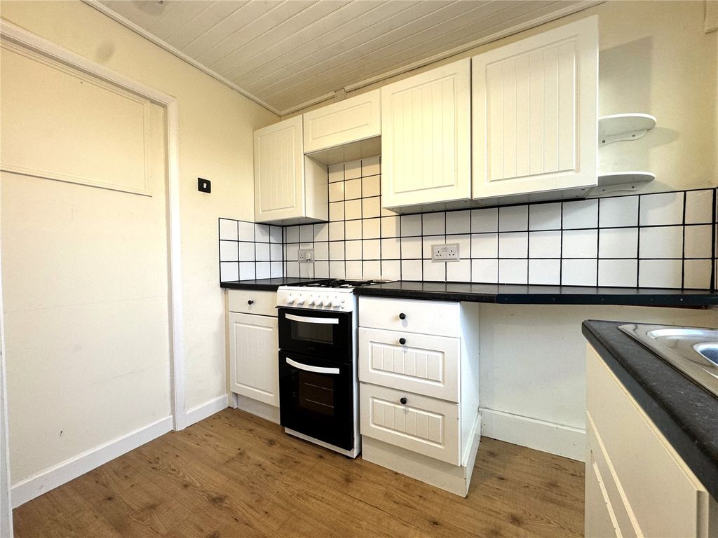 Property photo 3 of 16 Picture No. 34