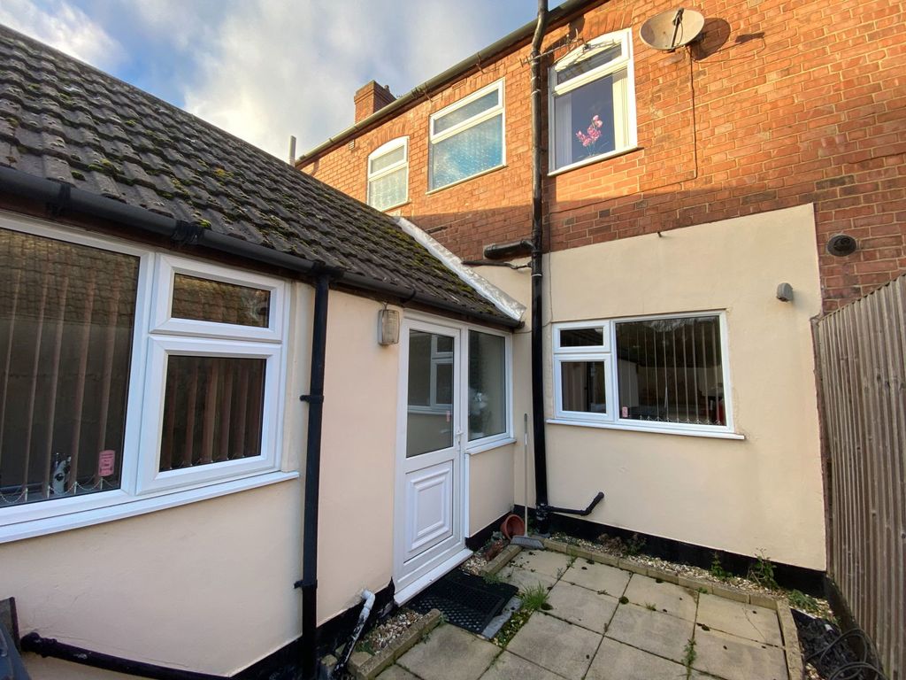 Property photo 3 of 21