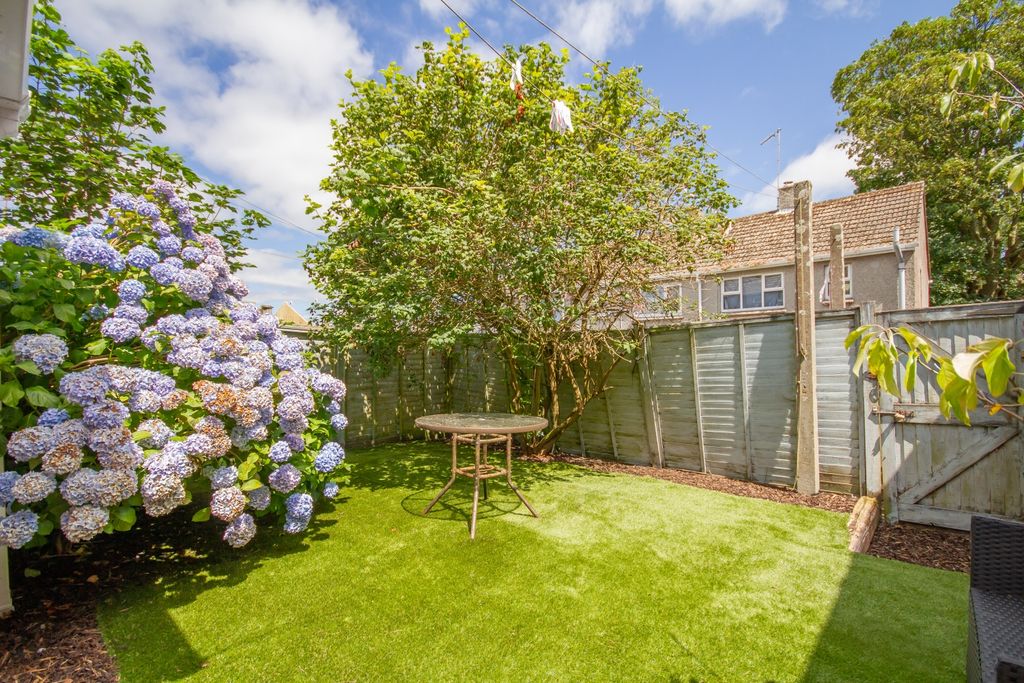 Property photo 3 of 9 Tps 01726 217 888-08