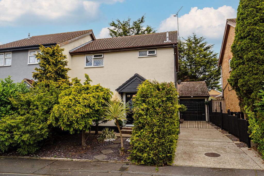 Property photo 1 of 19