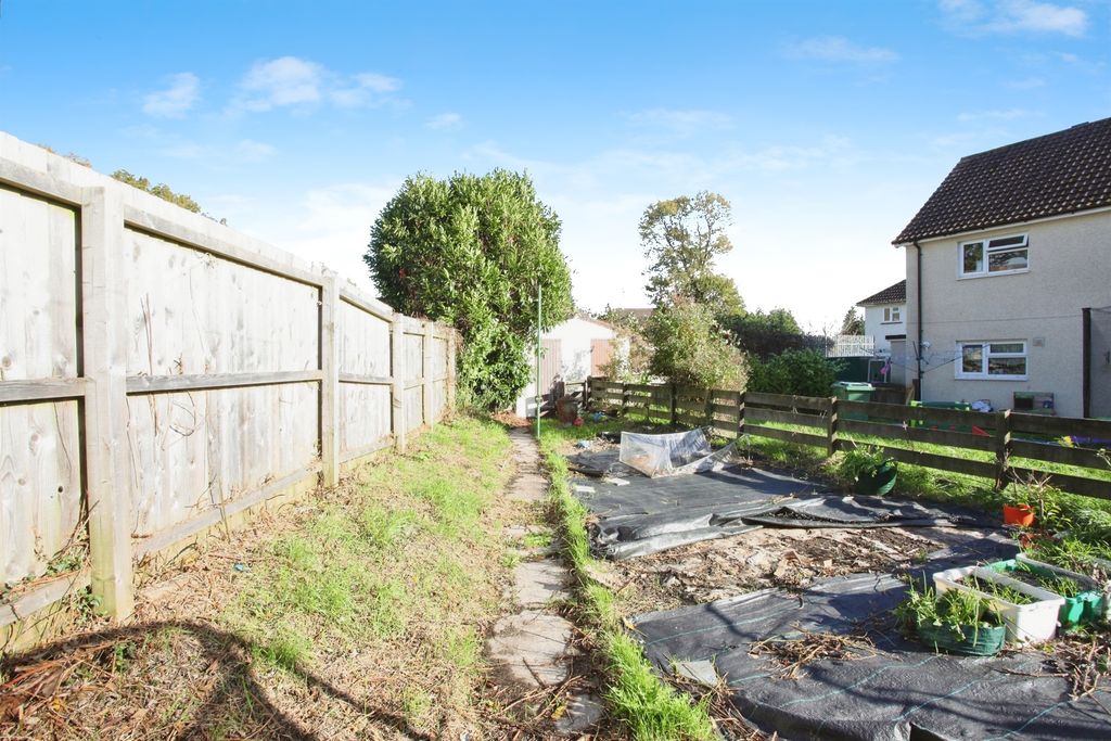 Additional image 16 of 2 bed flat for saleTrem Twyn Barlwm, Two Locks, Cwmbran NP44