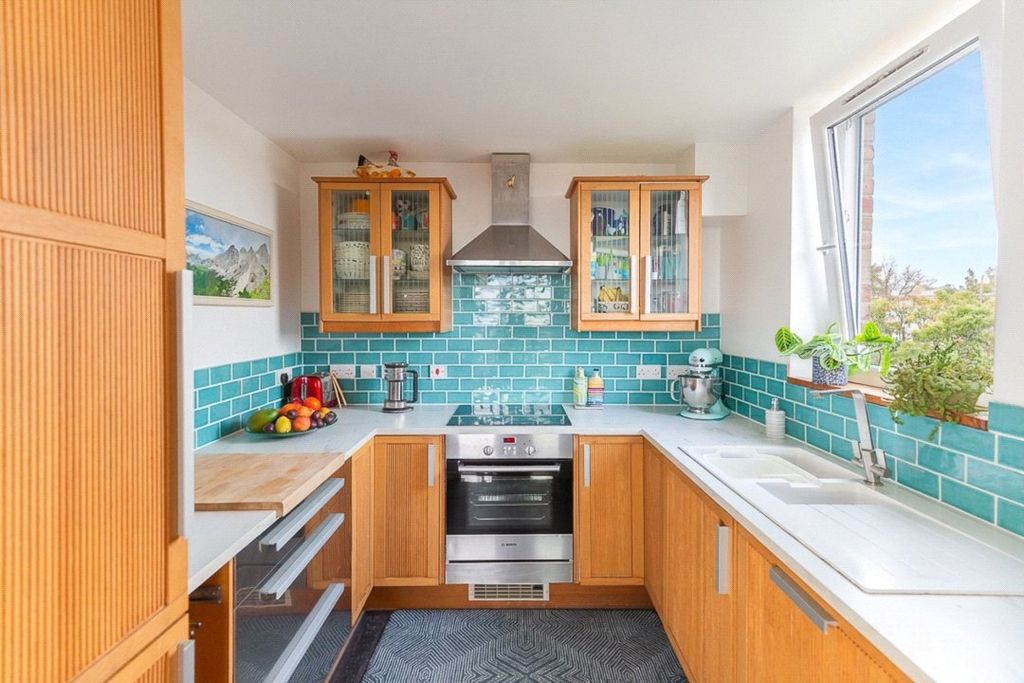 Property photo 3 of 18 Picture No. 63