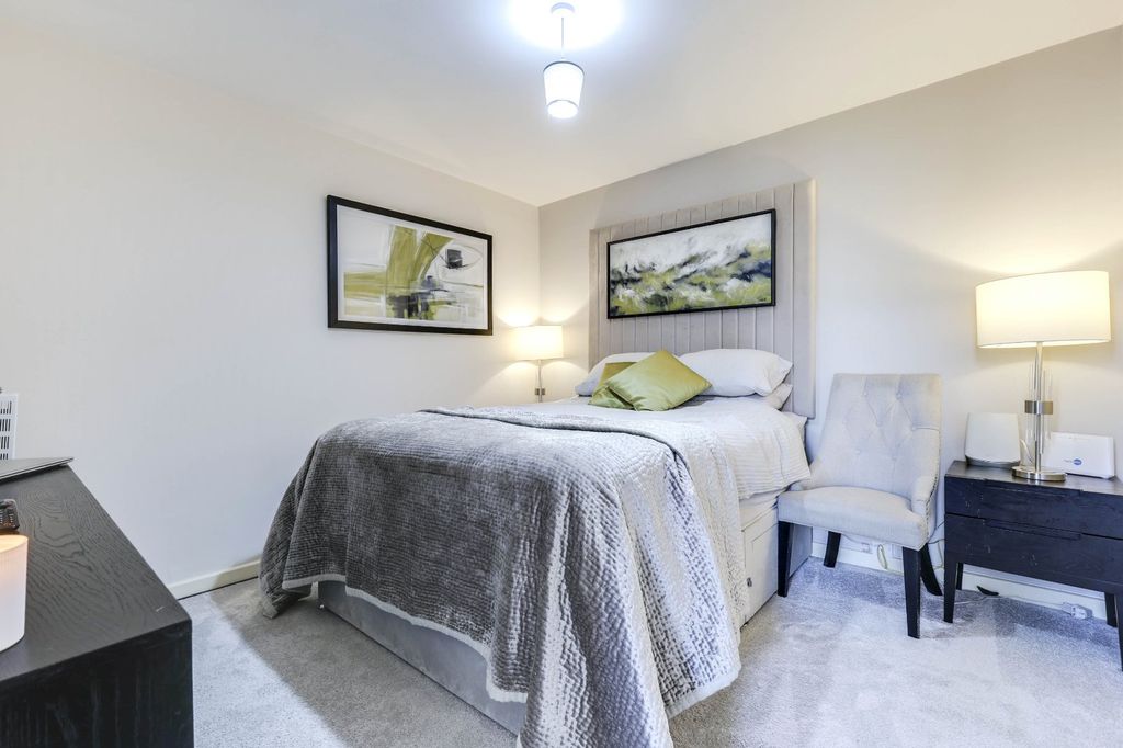 Additional image 5 of 2 bed flat for saleMeadow Road, Apperley Bridge, Bradford, West Yorkshire BD10