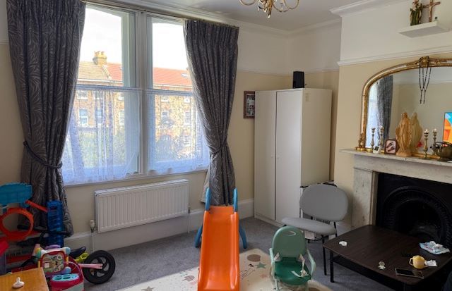 Property photo 3 of 8