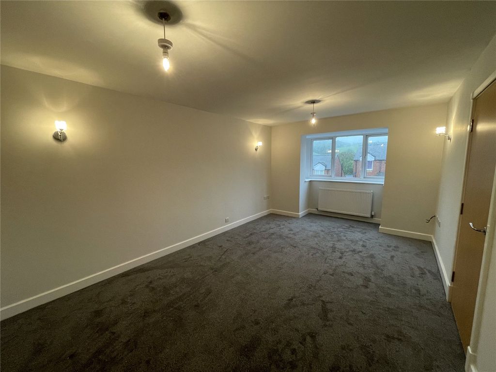 Property photo 3 of 9 Living Room