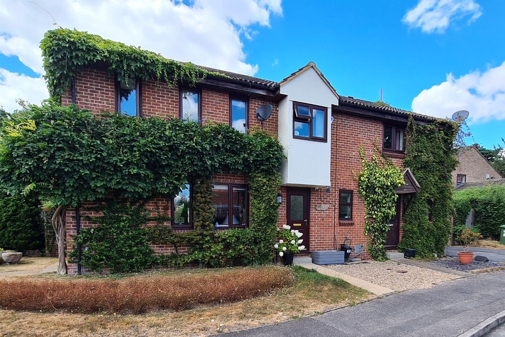Property photo 1 of 9 1722371