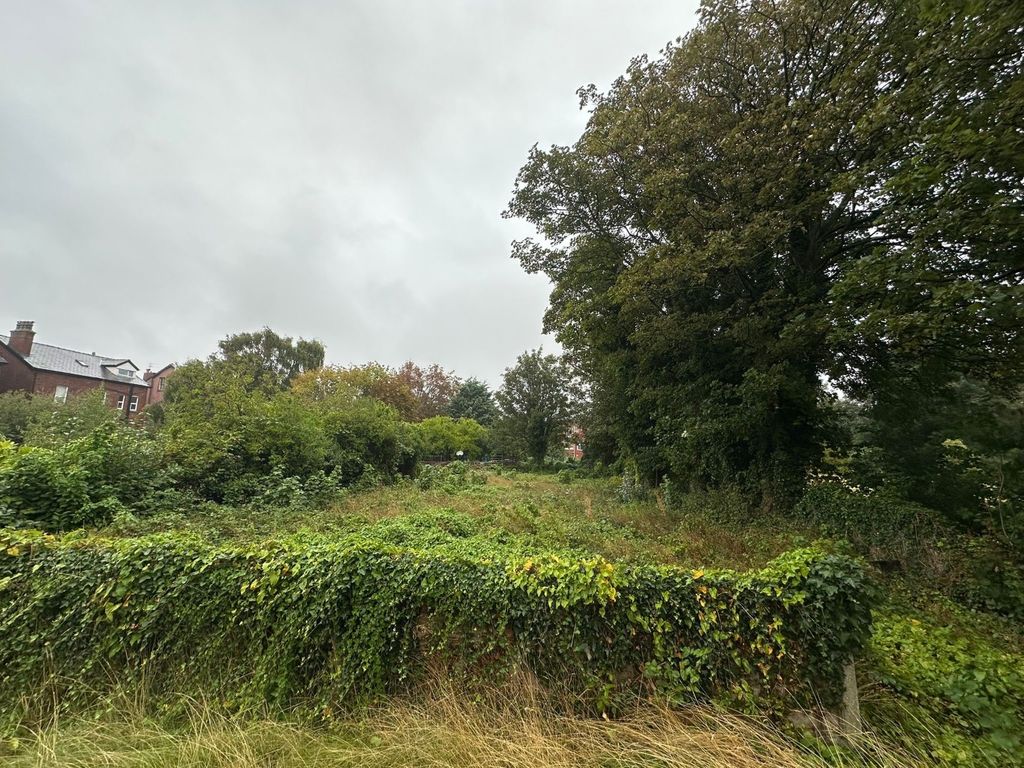 Property photo 2 of 10 4545401