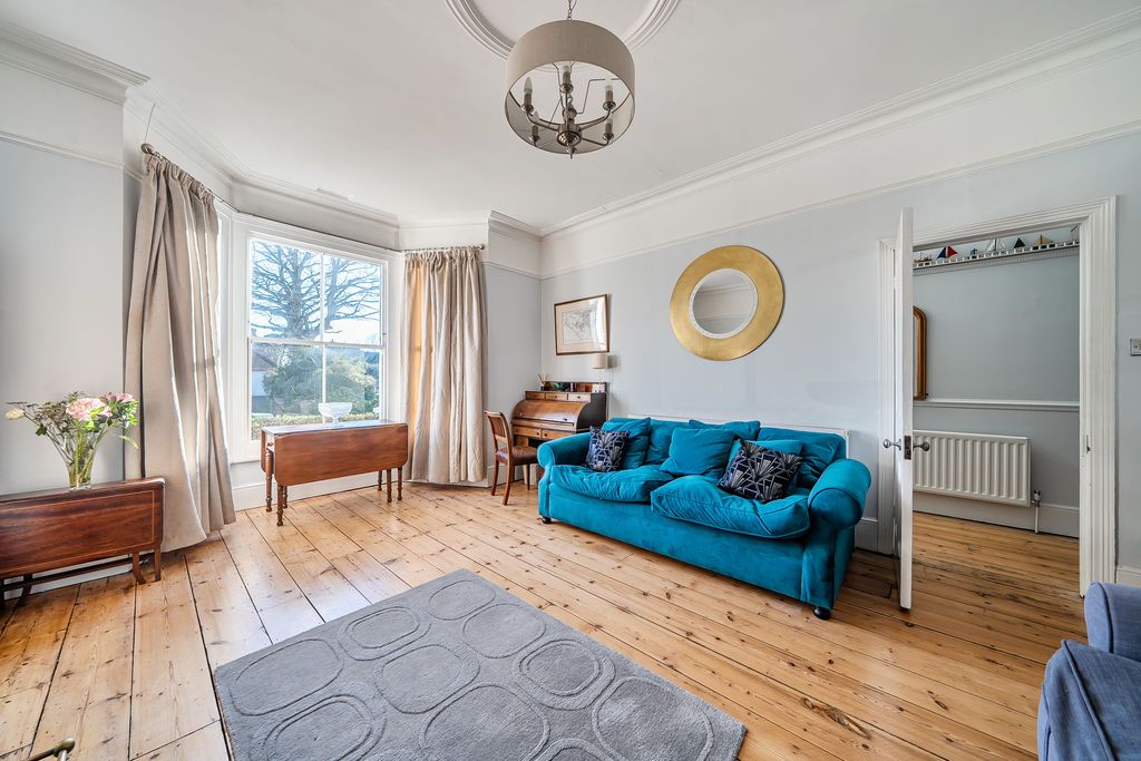 Property photo 3 of 20 Drawing Room