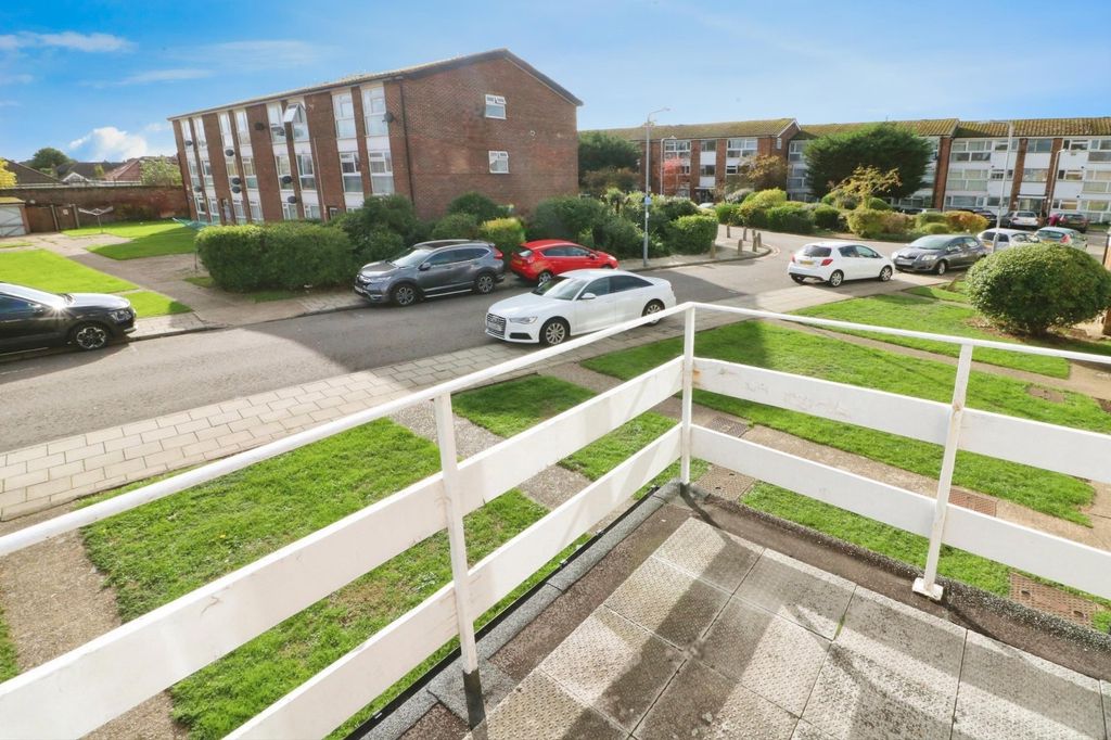 Property photo 2 of 21 Balcony