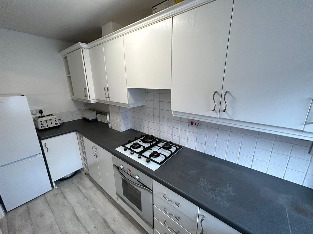 Property photo 3 of 13 Picture No. 21