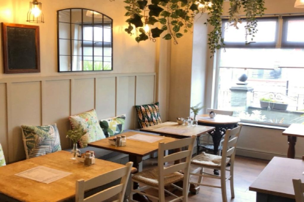 Property photo 2 of 7