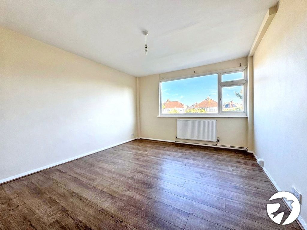 Property photo 2 of 10 Picture No. 03