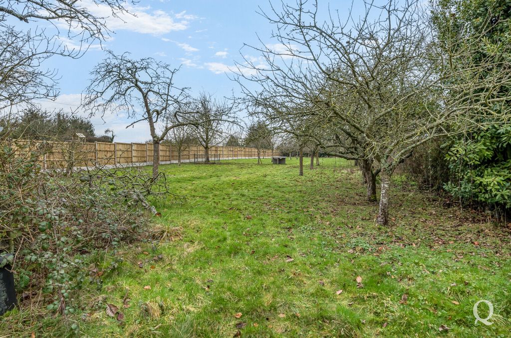 Property photo 2 of 15 17Ebaca0-Fd6d-4Fb...