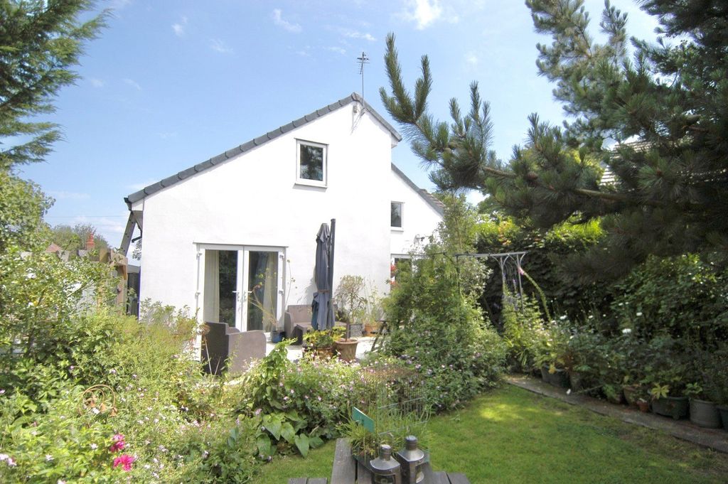 Property photo 1 of 29 Picture No. 24