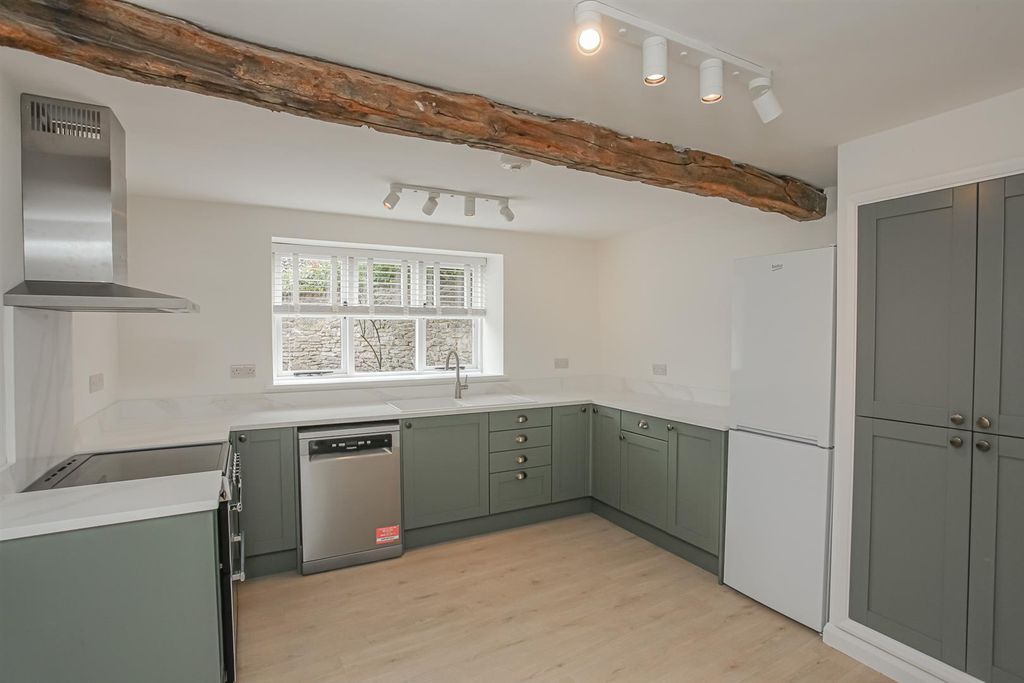 Property photo 2 of 34 Img_3045.Jpg