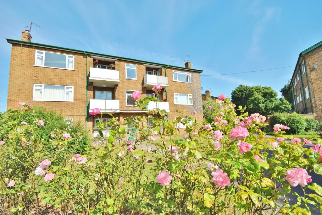 Property photo 1 of 7 Photo 01