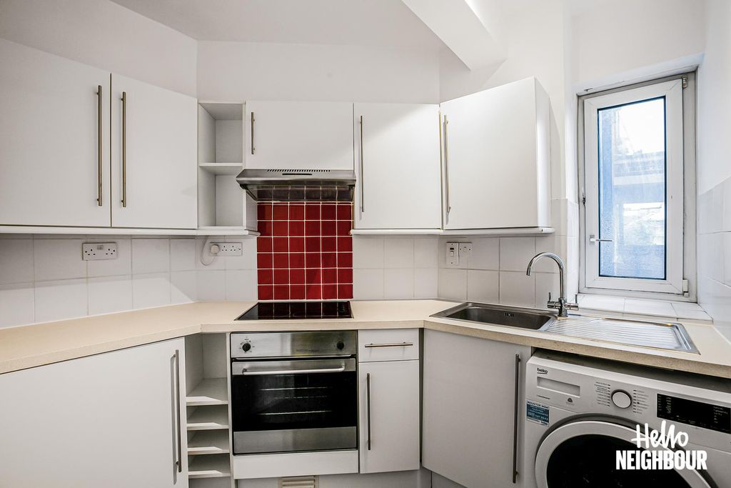 Property photo 2 of 18 Photo 1