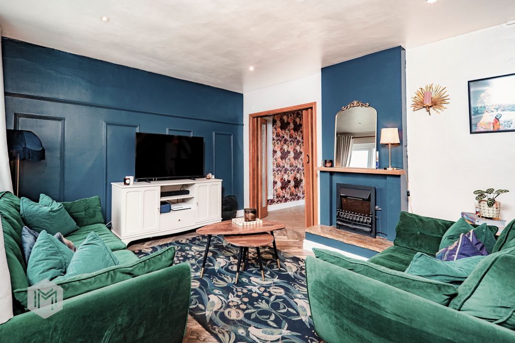 Property photo 2 of 17 Picture No. 31