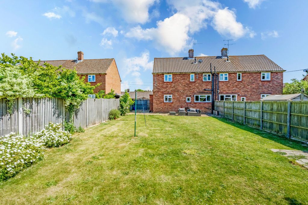Property photo 2 of 19