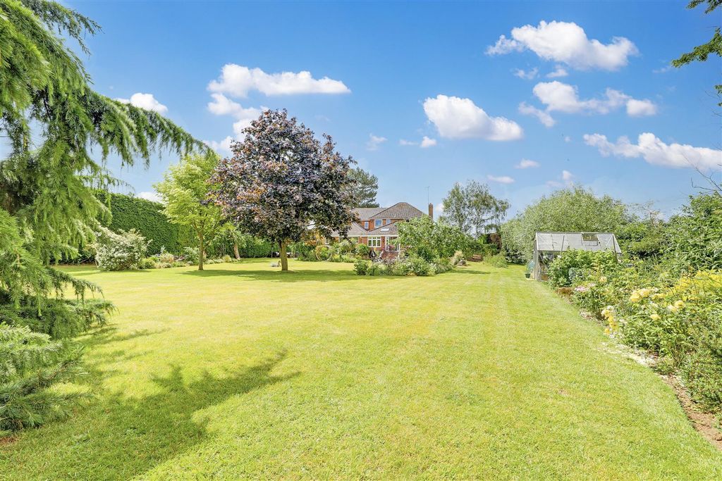 Property photo 3 of 51 Qmekc4Cqkk-Vjgfionc7Xg.Jpg