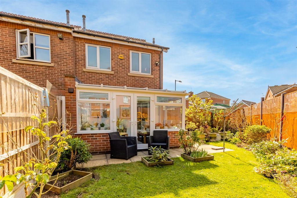 Property photo 2 of 20 Img_4793-Hdr-Edit.Jpg