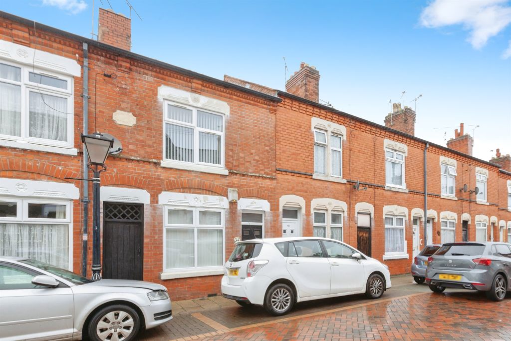 Property photo 1 of 19