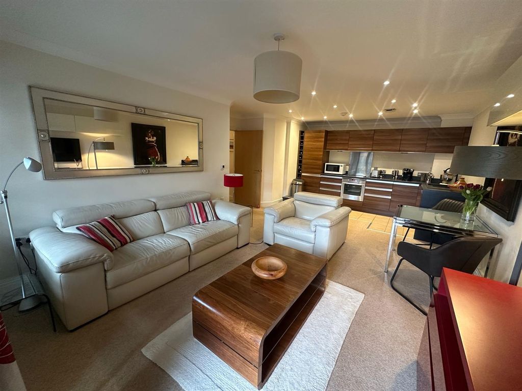 Property photo 1 of 10 Whatsapp Image 2025-03-24 At 9.50.27 Am (1).Jpeg