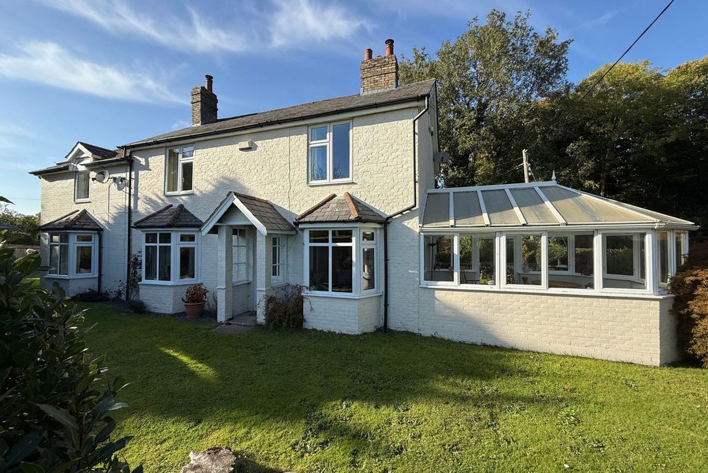 Property photo 1 of 27