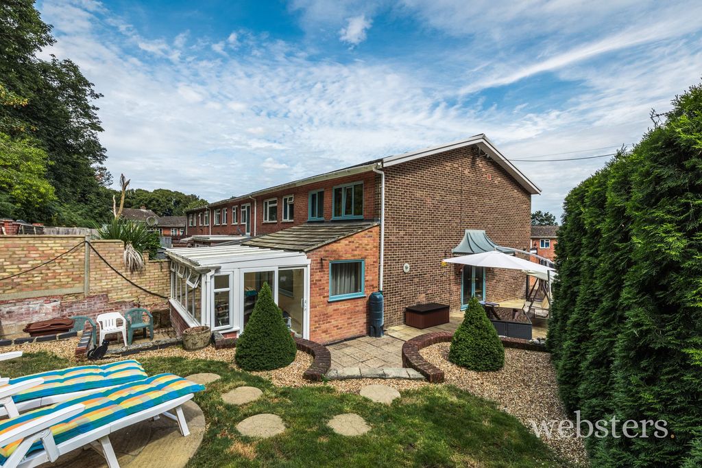 Property photo 1 of 20