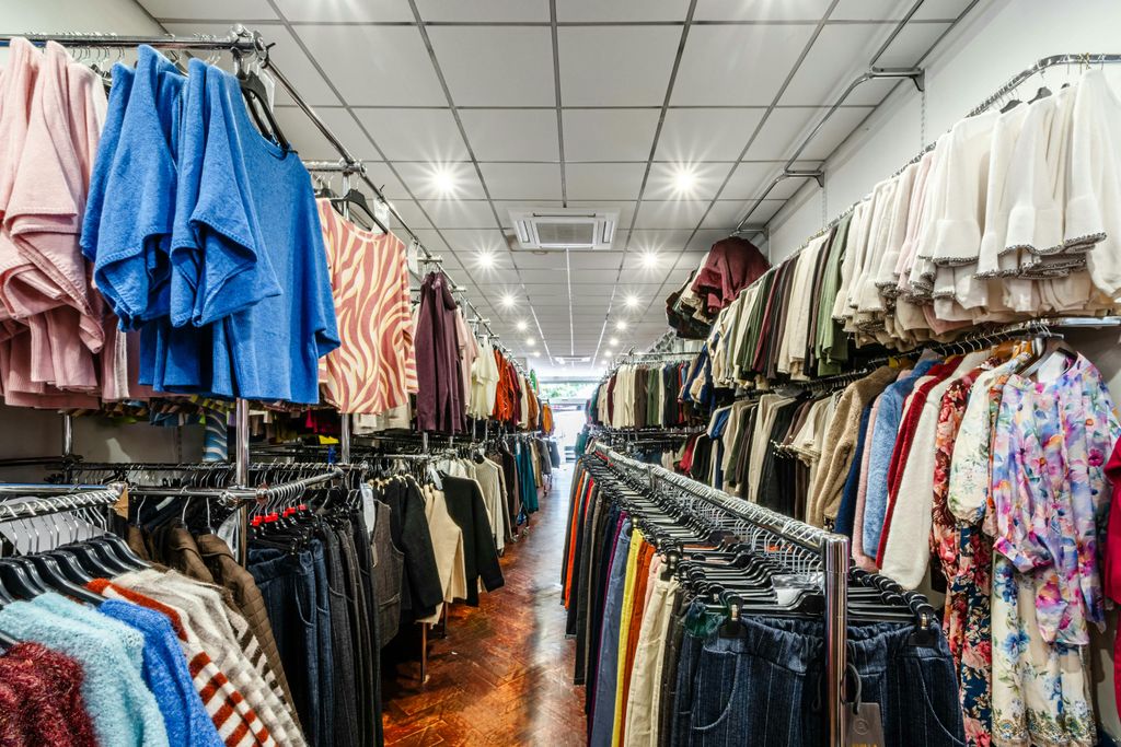 Property photo 3 of 18 Commercial Rd 185 - Low Res 13.Jpg