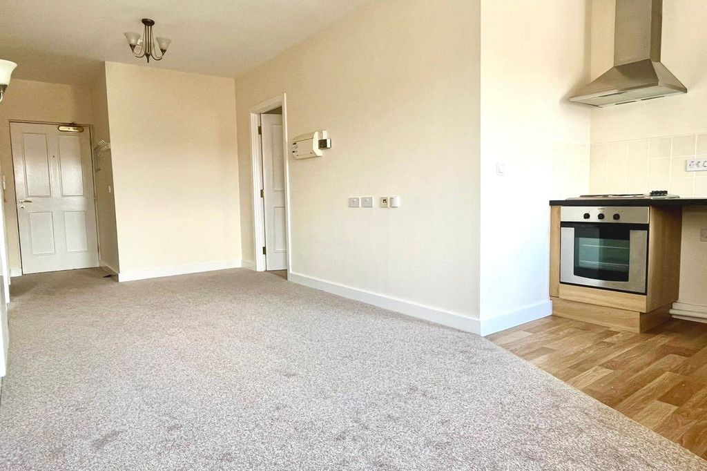 Property photo 3 of 13 Picture No. 13