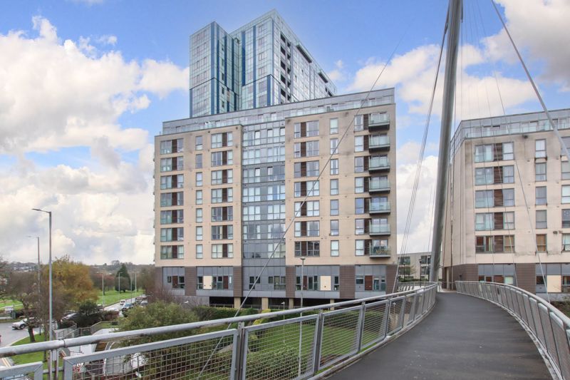 Property photo 1 of 12 Photo 10