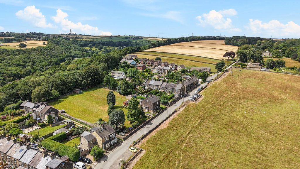 Property photo 3 of 22 Dji_20260702123525_0212_D_1.Jpg