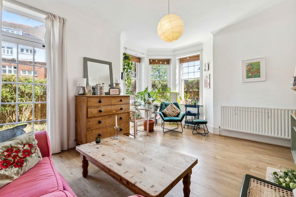 Property photo 2 of 9