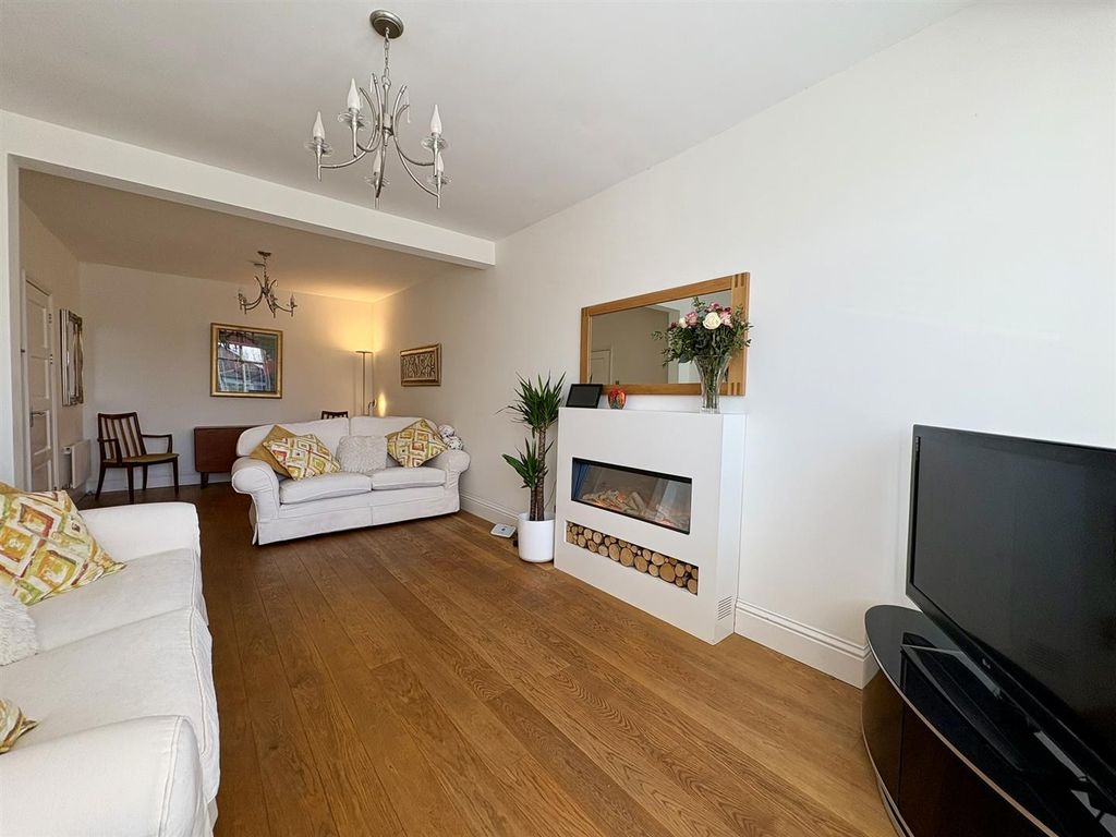 Property photo 3 of 17 Reception Room