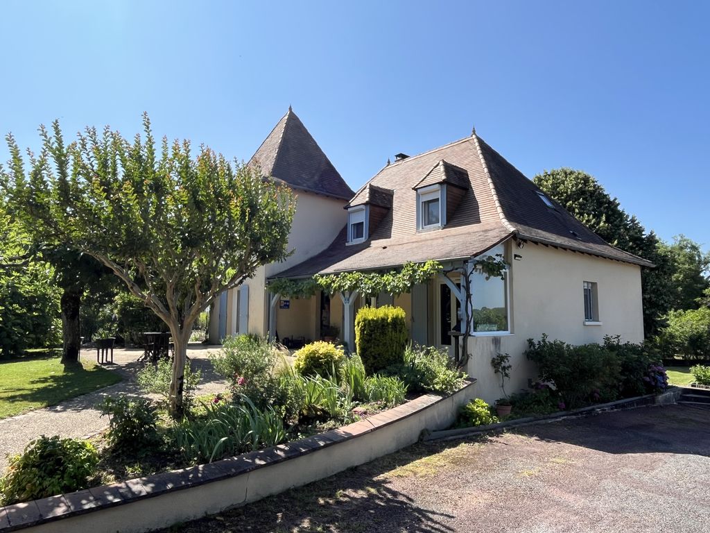 Property photo 2 of 26